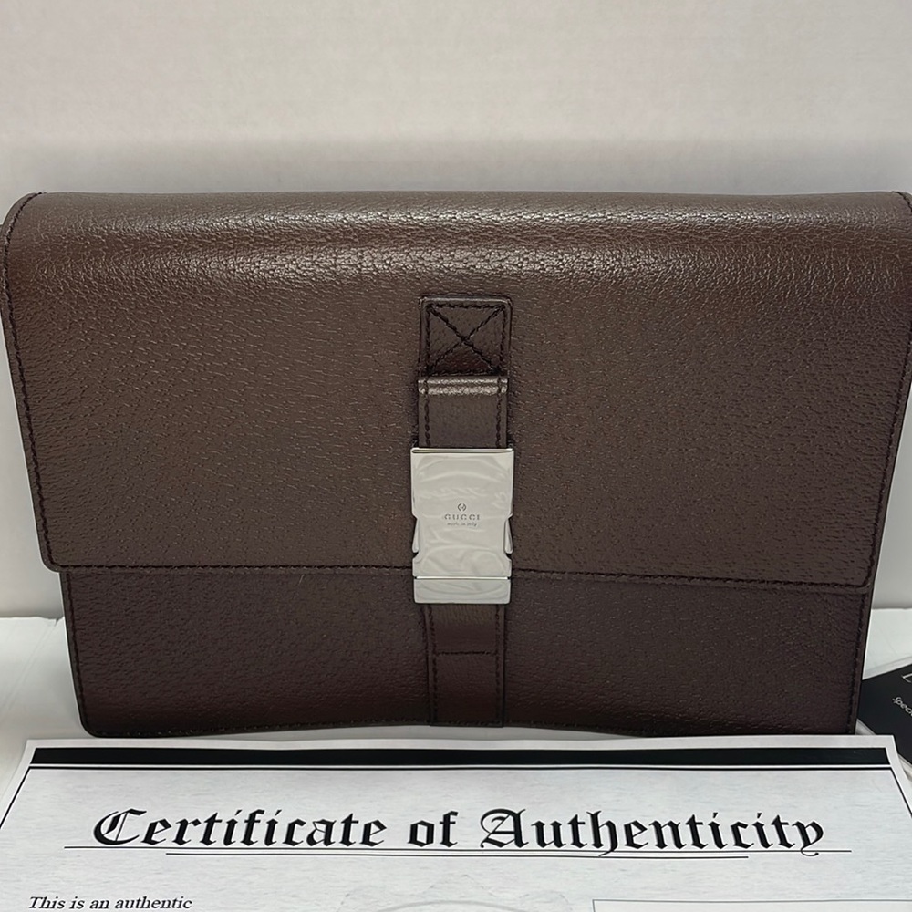 Authentic GUCCI brown leather clutch wristlet bag with dustcover COA and card